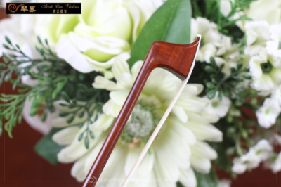 “樂(lè)器皇后”小提琴的最佳配角--琴弓